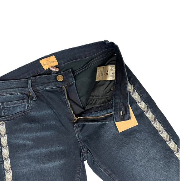 Driftwood Jeans Marilyn Classic Fit‎ Skinny Embroidered Raw Hem Women's 25 Denim - Picture 12 of 13
